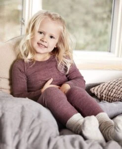Celavi Leggins Natur Offwhite Wonder Wollies Merinwolle -Kinderbekleidungsgeschäft Celavi wolle unterwasche madchen beere 1280x1280 3