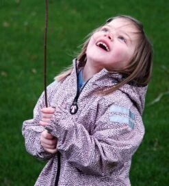 Ducksday Regenanzug JUNE Smoky Rosa/grau 11 Ducksday Regenanzug JUNE Smoky Rosa/grau -Kinderbekleidungsgeschäft Ducksday rainsuit June 01 1280x1280 1