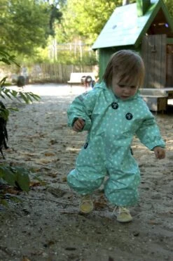 Ducksday Regenanzug Ben Türkis Regenoverall -Kinderbekleidungsgeschäft Ducksday rainsuit ben tuerkis3 1280x1280