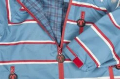 Ducksday Regenanzug Benjamin Himmelblau Gestreift -Kinderbekleidungsgeschäft Ducksday regenanzug Benjamin 4 1280x1280