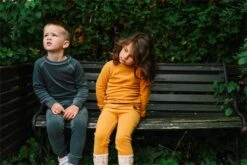 Gullkorn JONA Zweiteiler Fleecepulli Und Fleecehose Im Set -Kinderbekleidungsgeschäft gullkorn jona maisgelb 9 1280x1280