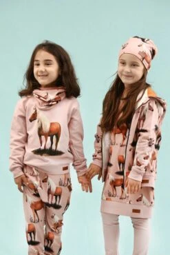 Walkiddy Mädchen Loop Beauty Horses Rosa Pferde Biobaumwolle GOTS 5 Walkiddy Mädchen Loop Beauty Horses Rosa Pferde Biobaumwolle GOTS -Kinderbekleidungsgeschäft walkiddy beauty rosa horses 1280x1280